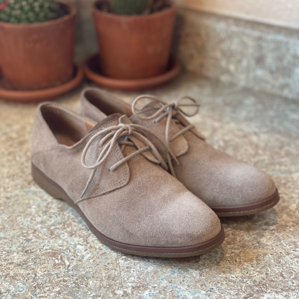 Franco Sarto Pecos Women’s Oxford Suede Shoes
